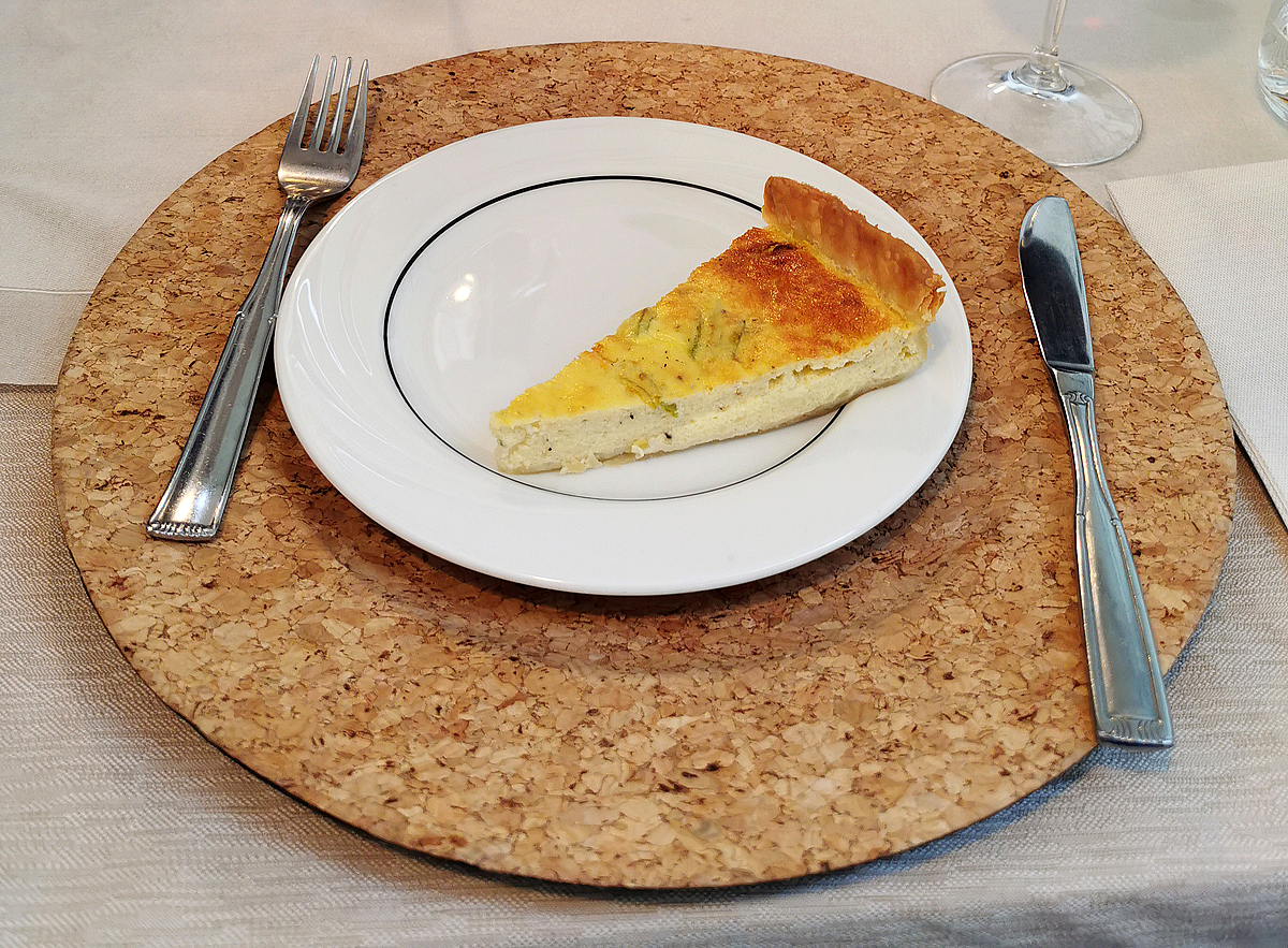 Unser Menü am 07.09.2021 in einem Ristorante in Domodossola....
Der 1. Gang - eine Quiche
