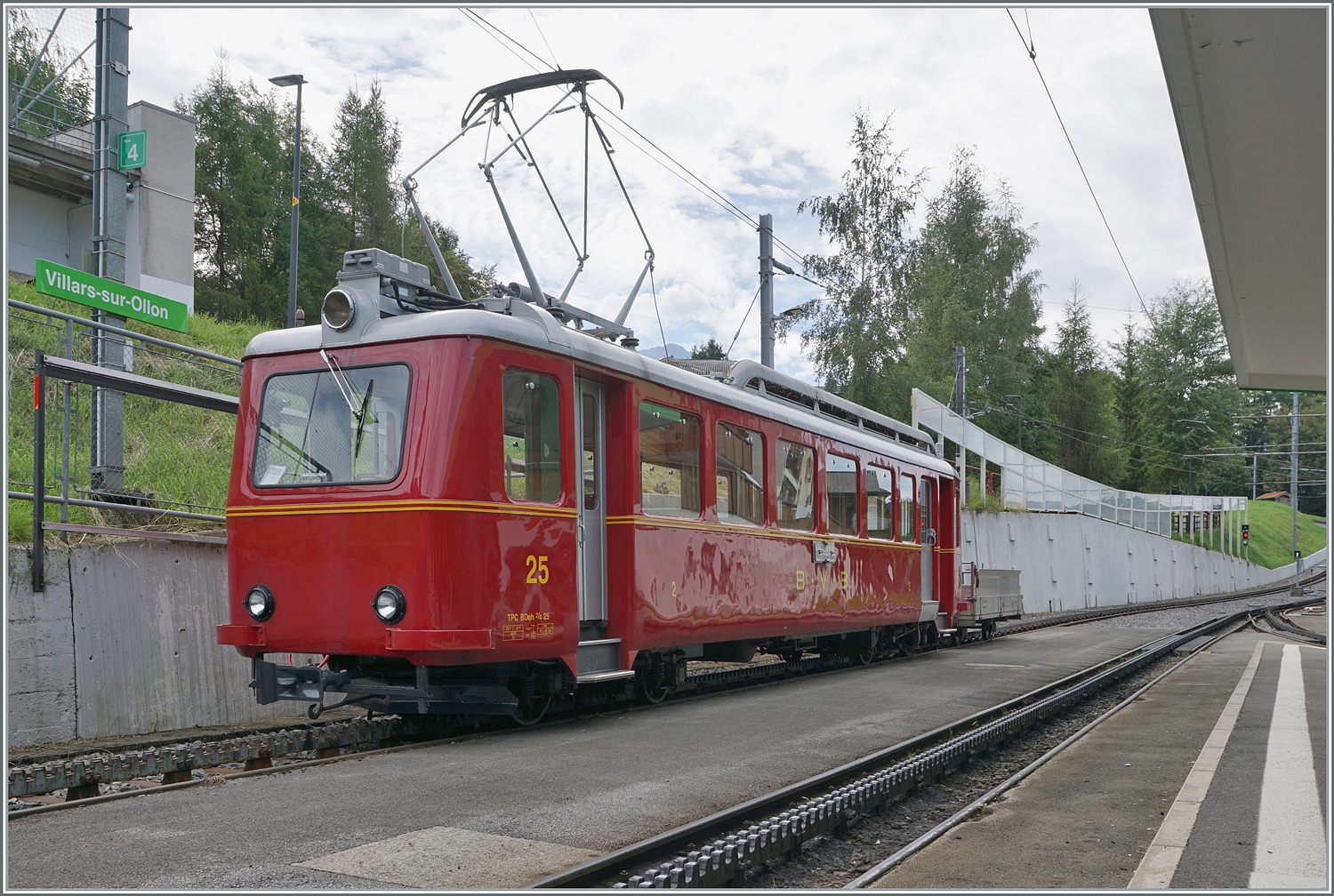 125 Jahre BVB - Bilder des dafür hergerichteten BVB BDeh 2/4 N° 25 in Villars s/O. 

19. August 2023