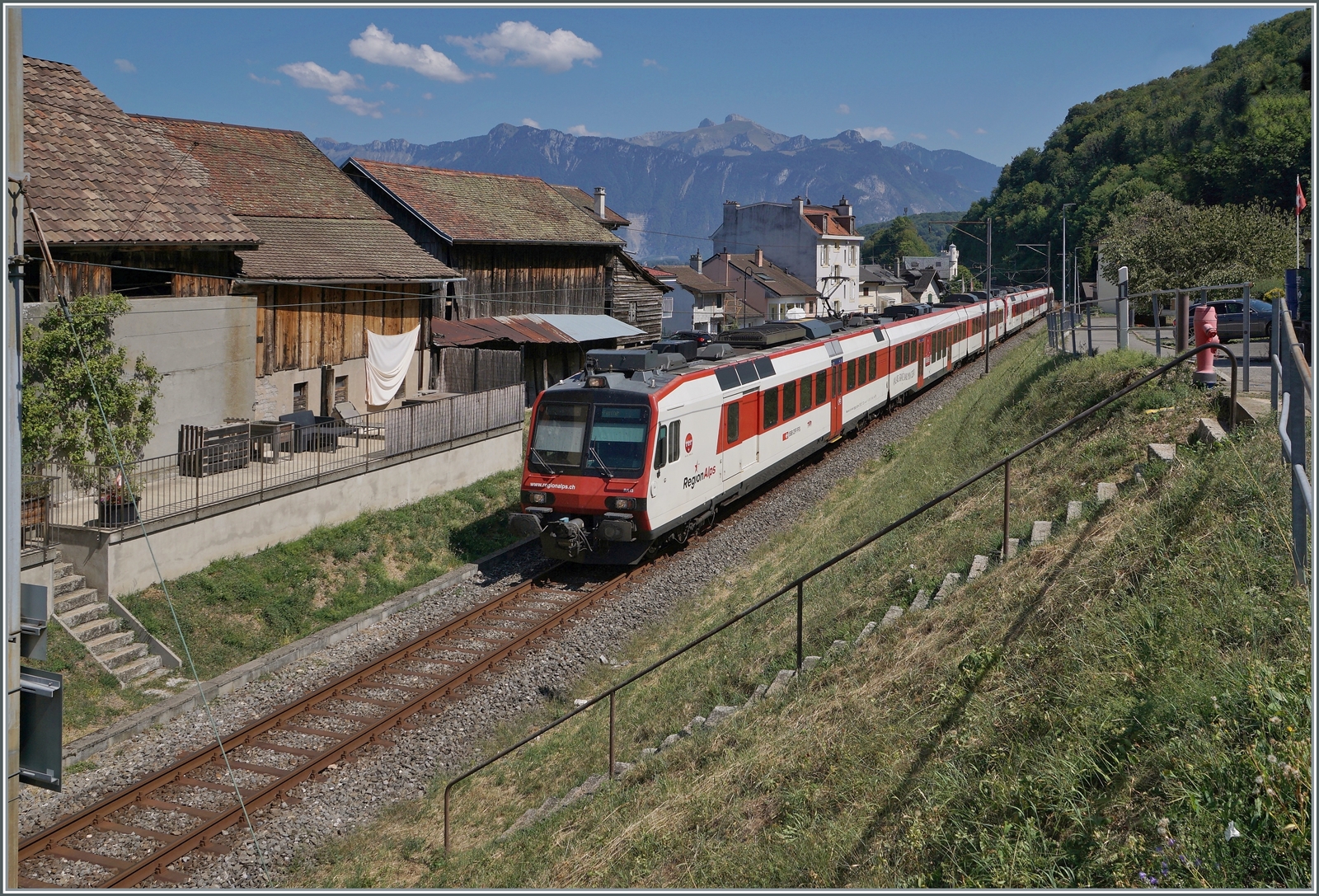Ein Regionalp Domino erreicht sein Ziel St. Gingolph. 

16. August 2022