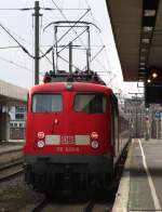 110 449-6 steht mit dem 3. Verstrkerzug nach Minden in Hannover Hbf. Mrz 2010
