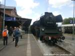 35 1097 als Schlusslicht mit ziel Bergen auf R�gen verl�sst den Putbusser Bahnhof am 30.5.15