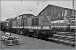 Die DR 112 524-4 wartet mit einem Personenzug in Schwerin Hbf auf die Abfahrt. 

26. Sept. 1990 