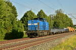 203 052-7 kommt mit leeren Weichenwagen bei Th�ngersheim gen Retzbach-Zellingen gefahren. 7.6.2026