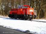 261 055-8 fuhr solo bei strahlenden sonnenschein und eisiger k�lte zum bhf glinde am 25.03.13   