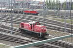 294 754 auf Rangierfahrt im G�terbahnhof Halle/Saale am 29.4.22