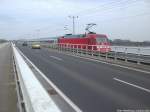 101 027-1 mit dem InterCity aufm R�gendamm am 8.10.13