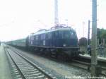 E18 im Bahnhof Bergen auf R�gen / St�rtebeker-Zug am 30.6.12