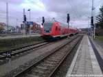 Einfahrt S3 (Bestehend aus Dostowagen & 143 952-0) in den Bahnhof G�strow am 13.4.13