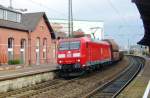 Kohlezug mit 185 064 durchfahrt V�lklingen am 16 September 2011.