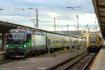 FLIXTRAIN 193 508 steht am 29.Dezember 2023 abfahrtbereit nach Berlin in OFfenburg. 