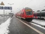 RE18 mit ziel Jena-G�schwitz im Bahnhof Halle (Saale) Hbf am 26.1.19