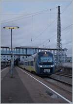 Der Agils 440 101 steht in Ulm zur Abfahrt nach Ingolstadt bereit. 

3. Jan. 2018