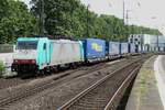 Alpha 186 226 zieht ein LKW Walter durch K�ln S�d am 19 Mai 2022.