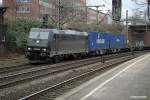 185 570-9 zog einen intermodal am 27.12.14 durch hh-harburg