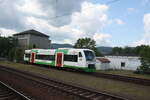 VT 010 der ErfurterBahn verl�sst den Bahnhof Saalfeld (Saale) in Richtung Erfurt am 1.6.22