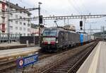 MRCE X4E-715 zieht am 20 Mai 2022 ein KLV durch Olten.