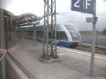 UBB GTW 2/6 wartete im Bahnhof Velgast auf Anschlussreisende vom Versp�teten IC2216 am 1.9.13