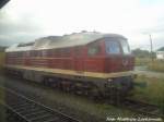 Am 15.9.12 war Die WFL 231 in Miltzow beim entladen der Bahnbausch�ttgutauffangwagen /Foto entstand ausm Fahrenden RE3