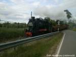 R�BB 99 4633 mit dem Fotozug unterwegs nach Putbus in Posewald am 30.5.15