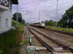 BR 411 mit dem Namen  Freie- & Hansestadt Hamburg  unterwegs nach Warnem�nde bei der Durchfahrt am S-Bahn Hp Rostock-Bramow am 22.6.13