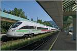 Der DB ICE 411 055 ist aus München kommend an seinem Ziel Bregenz als ICE 1217 angekommen. Es ist nicht das erste Mal, dass ich nach Bregenz reiste, um einen ICE zu fotografieren doch damals kam der ET 4010 von Wien Westbahnhof... 

14. August 2021