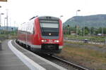 612 684/184 mit 612 135/635 mit Ziel Schm�lln/Gera Hbf bei der Einfahrt in den Bahnhof Jena-G�schwitz am 1.6.22