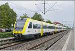 Die beiden DB 612 127 und 067 verlassen nach einem kurzen Halt Erzingen (Baden) in Richtung Basel Bad Bf. 

6. Sept. 2022
