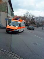 VW Rettungswagen des DRK im Einsatz in Bad D�rkheim am 19.11.2013