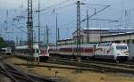 Blick auf die Abstellgleise im Badischen Bahnhof Basel am 26.07.2015: Neben zwei RABe 521 befindet sich dort auch die DB 101 027-1, die für diesjährigen Veranstaltungen zum Tag der Deutschen