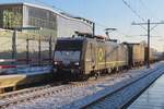 Ex-MRCE, heute Beacon Rail 189 990, in Dienstbei SBBCI, steht am 19 J�nner 2024 in Tilburg.