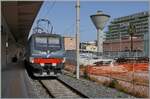 Die FS Trenitalia E 464 213 (und am anderen Zugsende eine weiterer E 464) stellen in  Palermo den IC nach Roma Termini bereit. 

7. März 2026