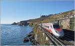 Ein FS Trenitalia ETR 610 als EC 34 auf der Fahrt von Milano Centrale nach Genève zwischen St-Saphorin und Rivaz.
