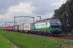 RTB 193 732 tr�gt am 23 Augustus 2019 bei der Passage von Hulten seit drei Tagen die EGS- Aufkleber.