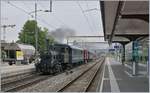 Die ST E 3/3 N�5 mit ihrem Dampfzug in Sursee.