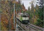 Die MOB GDe 4/4 6006 ist mit einem Parnoramic Express kurz nach Les Avants auf dem Weg von Zweisimmen nach Montreux.