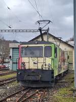 Die MOB GDe 4/4 6006 steht in Vevey.