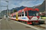 AOMC Triebwagan wartet in Aigle auf seine Fahrg�ste nach Champ�ry.