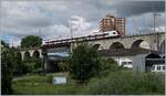 Ein SBB RABe 522 auf dem BLS / MLB Mösli Viadukt.