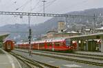 ABe 4/16 3112 und ein weiterer Capricorn am 30.03.2022 im Bahnhof St. Moritz