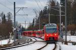 SZU: Ab Zürich HB verkehren die Züge der SZU als S 4 nach Langnau Gattikon und Sihlwald sowie als S 10 auf den Uetliberg.