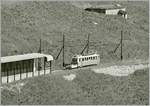 Der Rochers de Naye Bhe 2/4 204 mit den Ehrengästen auf dem Weg zu Gipfel kurz nach Jaman.